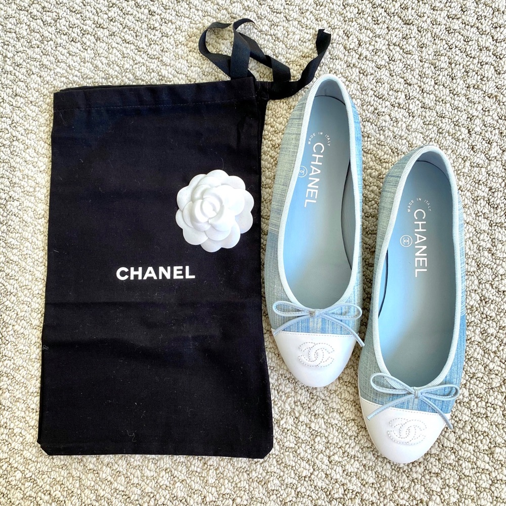 NWT Chanel classic ballet flats blue and white - Picture 1 of 2